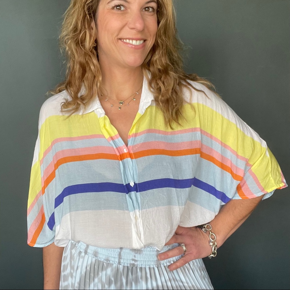 Teoh & Lea Button Down Blouse for Women - Picture 11 of 16